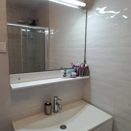 Apartment Lorehan Apartman 2 *