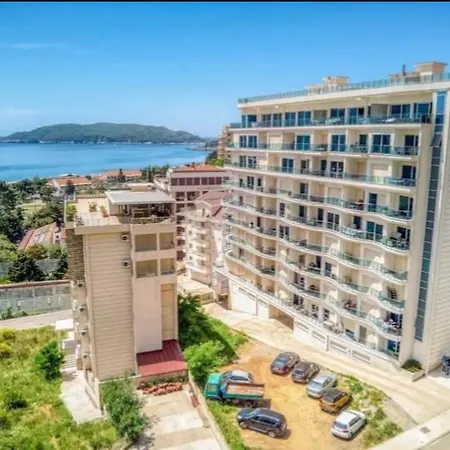 Lorehan Apartman 2 *